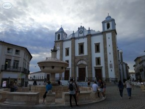 PLAZA GIRALDO ÉVORA